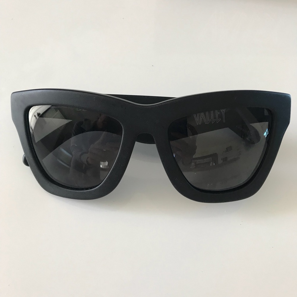 Valley Eyewear DB sunglasses